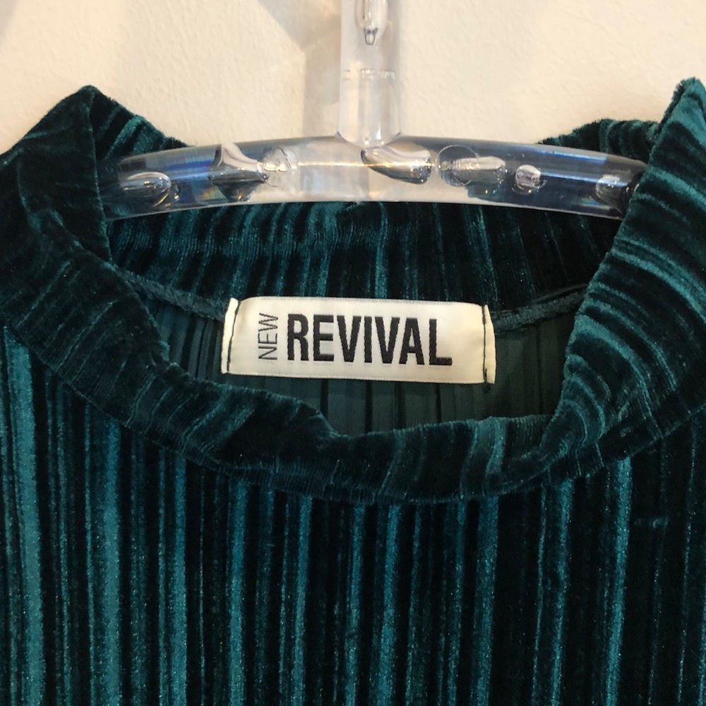 New Revival midi velvet dress- emerald green